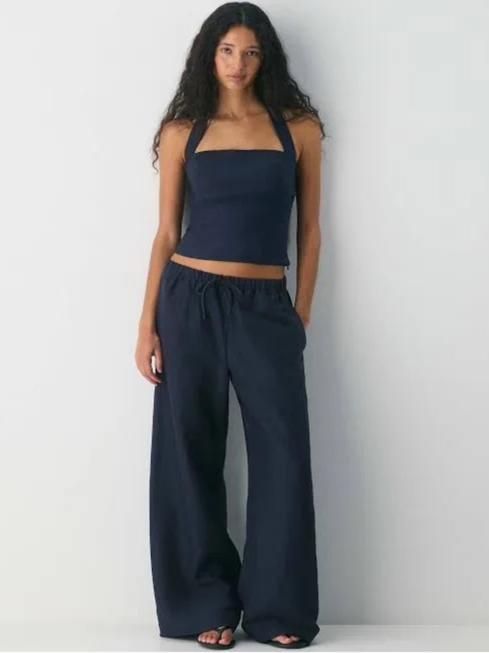 Aritzia Wilfred Whisper Black Linen Halter Neck Women’s Top-medium